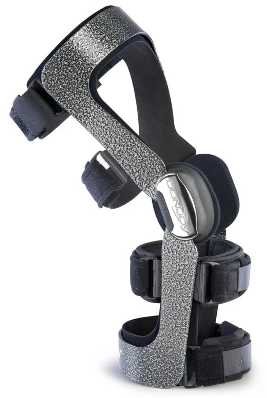 Donjoy Armor FourcePoint Knee Brace 3 Donjoy Armor FourcePoint Knee Brace