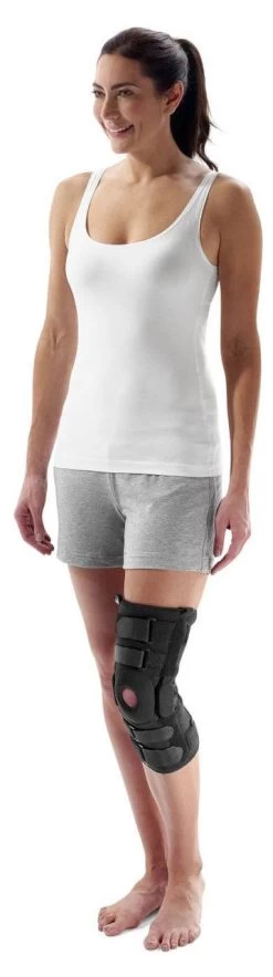 Donjoy Quick Fit Hinged Knee Brace 5 Donjoy Quick Fit Hinged Knee Brace -Sports Equipment Store donjoy quick fit hinged knee brace wearing 40404 46371.1698772629